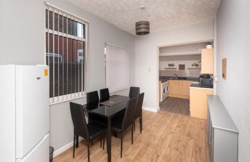 Modern 3 bed, sleeps 8 - Foto 32