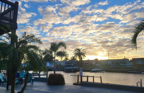 Paddle in the sunset with Manatee - Foto 1