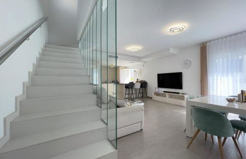 Perfect Getaway Villa - Photo 23