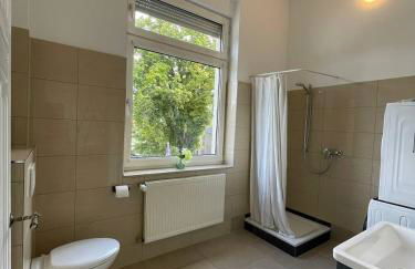 Schicke Monteurunterkunft in Mendig mit drei Wohneinheiten - Foto 49