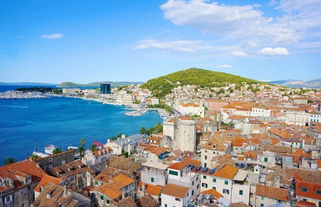 Huge terrace with sea view of the bay - Foto 38