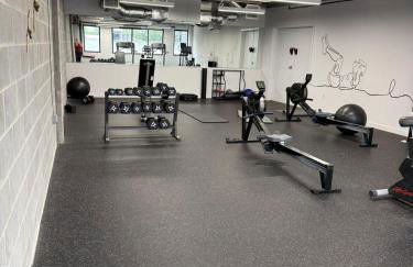 Modern & Spacious 2BR Apartment with Gym & Parking - Foto 4