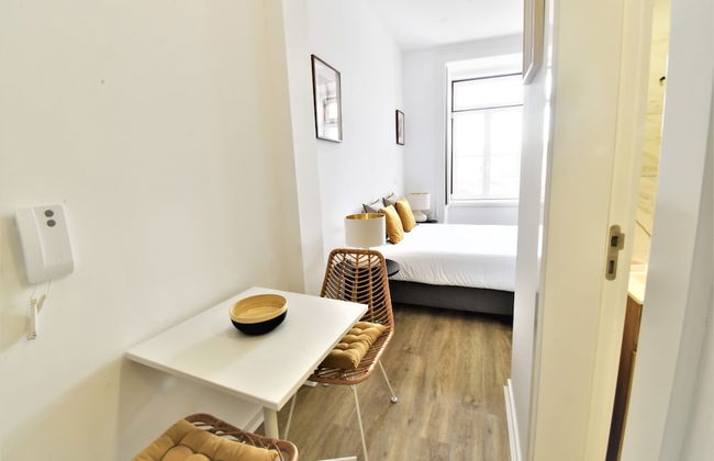 SOPHIA STUDIOS - Photo 23