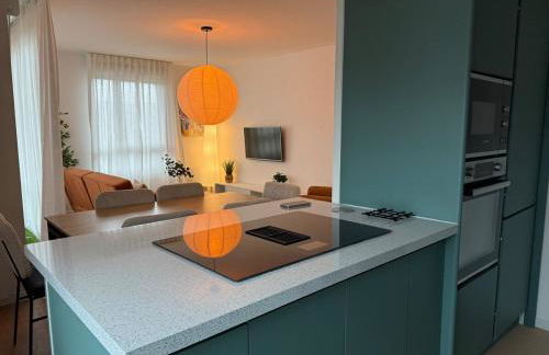 Grand appart lumineux - 6 pers, wifi, parking, check-in facile, proche commodités & métro 5min - Foto 15