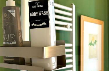 Lake Como Retreat,AC,pool,EV car - Foto 32