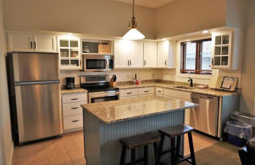 Lakefront Gull Lake 2BR Condo Boat Rentals Available Bay Colony 773 - Foto 5