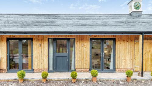 Dairy Cottage-Ukc5158 - Photo 2