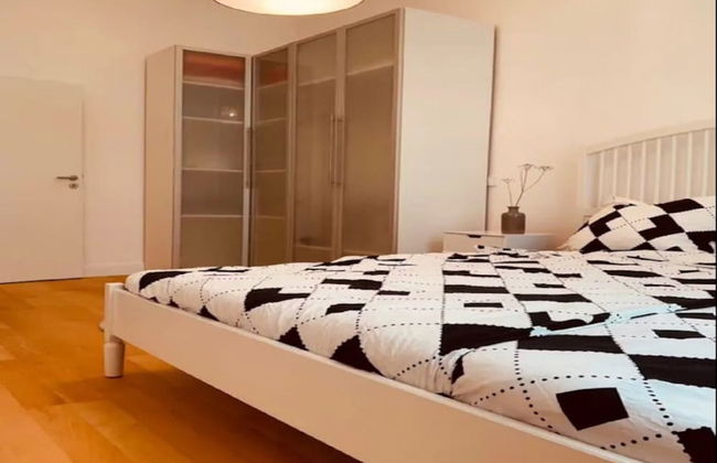 Inviting Holiday Home With Balcony or Terrace - Foto 5