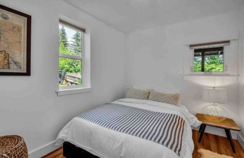 Where We Roam Log Cabin with Mountain Views - Foto 16