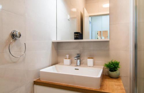 Flexible SelfCheckIns 86 - Zagreb - Garage - New Building - New Apartment - Loggia - Foto 18