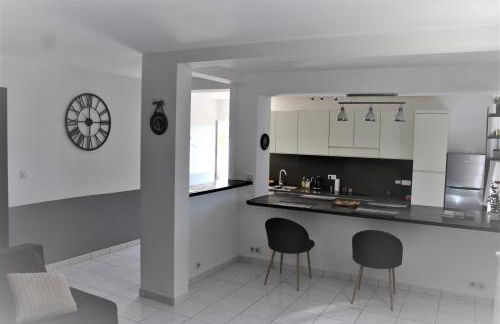 Rez de villa avec beau jardin et belle vue - Foto 4