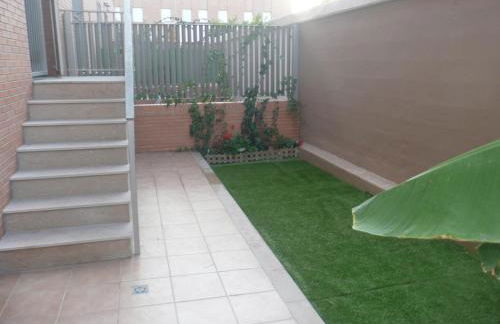 Holiday Apartments Malvarrosa Beach - Photo 62