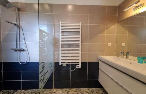 Luxueuse villa, piscine intérieure, plage à 500m - Foto 9