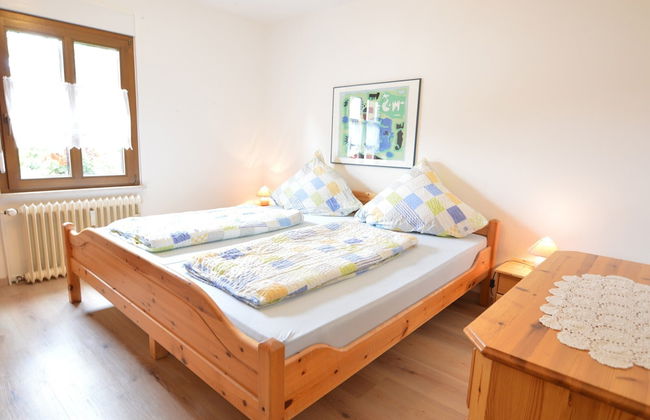 Holiday Home in Morscheid-riedenburg With Balcony - Photo 2