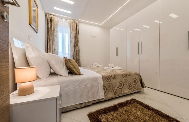 Good Life Deluxe Seafront Apartment - Foto 3