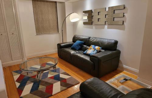 Garland Stylish 2 Bedroom Apartment A Minute Walk From Station - Foto 10