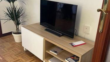 Acogedor y soleado apartamento recién amueblado en Gijón - Foto 5