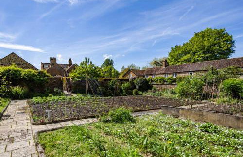 Gardeners Cottage - Photo 8