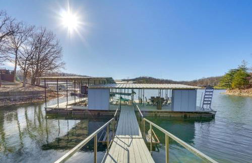 Family Home with Private Dock on Lake of the Ozarks! - Foto 33