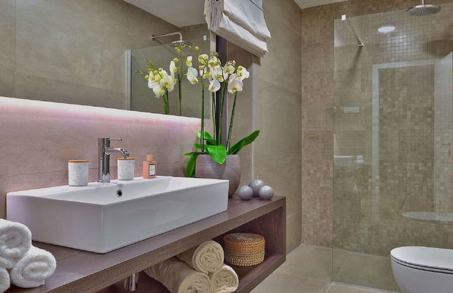 Enticing Holiday Home in Brtonigla with Hot Tub - Photo 19