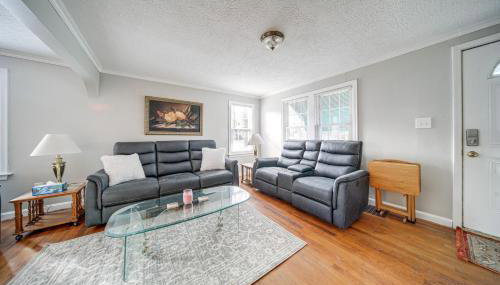 Walk to Lake Erie and Beach Access Home with Deck! - Foto 4