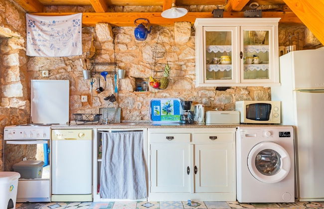 Rural House for 2 With Private Pool, Outdoor Kitchen, Fenced Garden & Sea View - Foto 4