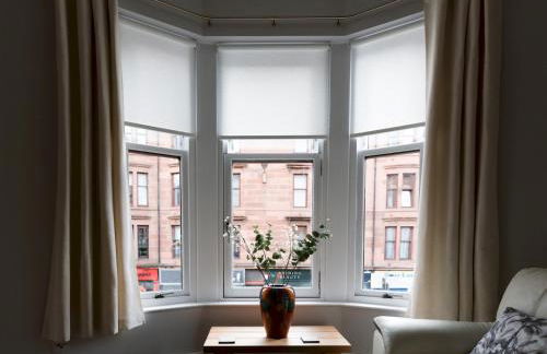 Superb 1Bed Flat in Fabulous West End - Pass the Keys - Foto 11