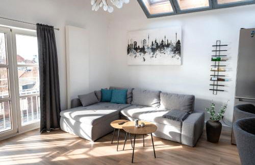 EICH-Penthouse, zentral am Stadtwald mit Ausblick über die Stadt, 24h self check-in, Netflix, DisneyPlus - Foto 3