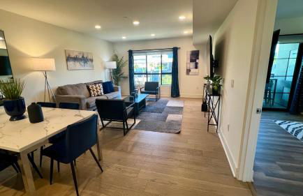 Century City Cozy 3 Bedroom Apartment with Parking 302,303 - Foto 28