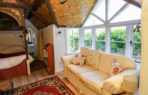 Toad Hall Cottage - Photo 12