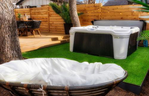 Sunflower House - Luxe Retreat with Sauna & Hot Tub - Foto 37