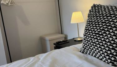 Month Stays Central 3 bed Three Bedroom House by Brookland Stays Serviced Accommodation & Short Lets in Preston with Free WiFi - Foto 2