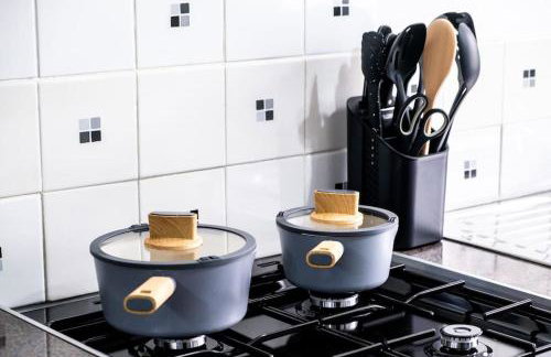 Stylish 3 bed in great location - BTA Homes Serviced Accommodation Wolverhampton - Foto 8