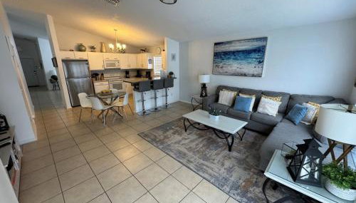 4 Bedroom, 3 Bath Hampton Lakes Home With Private Pool - Near Disney! - Foto 4