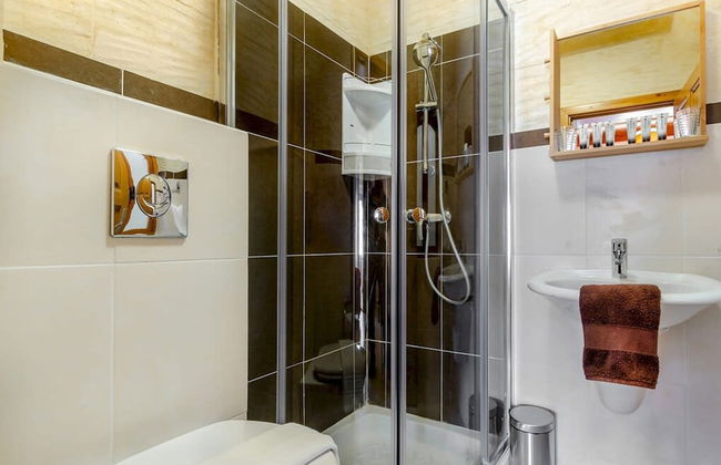 A Stunning Pet Friendly Villa With a Pool Gozo - Foto 32