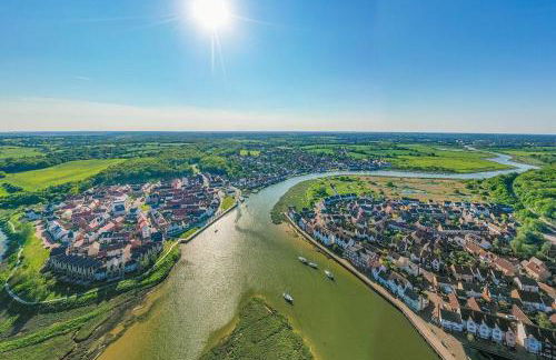 Chic Pet-Friendly Cottage, Fireplace, Wivenhoe - Foto 41