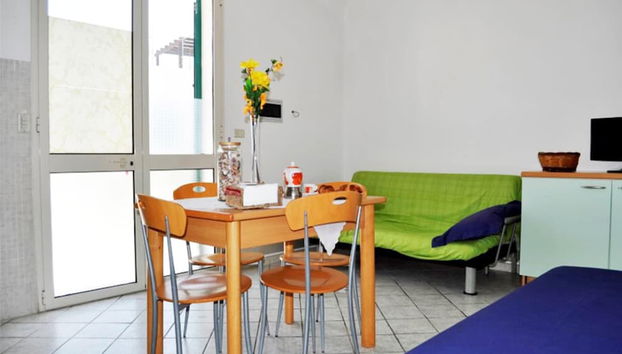 Leuca 1 in Leuca With 2 Bedrooms and 1 Bathrooms - Foto 4, Habitación