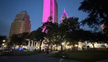 Above All-d'town, parking, gym, cruise, walkable - Foto 2