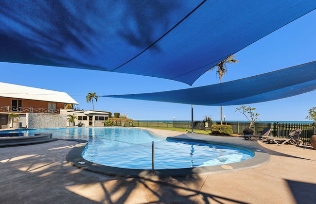 Moonlight Bay Suites - Photo 65