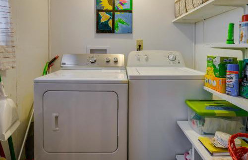 Pet-Friendly Topton Home with Patio, Deck and Views! - Foto 18