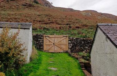 Catbells Sunrise Cottage Borrowdale Lake District - Photo 29