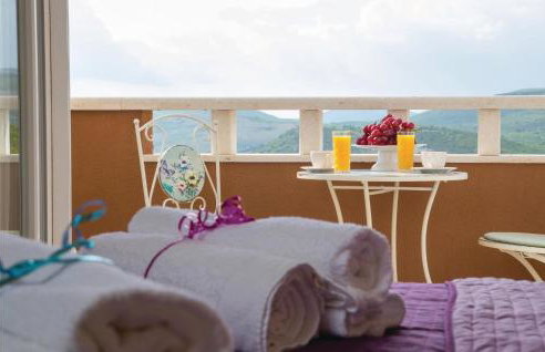 Awesome Home In Radosic - Foto 18