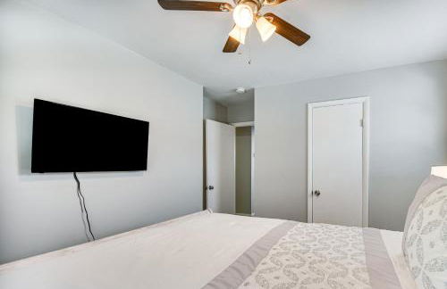 1 Mi to Beach Home with Patio and Grill in Hampton! - Foto 13