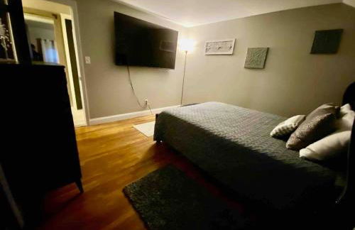 [4-BR/Sleeps 12] Family & Friends Home in Indiana - Foto 59