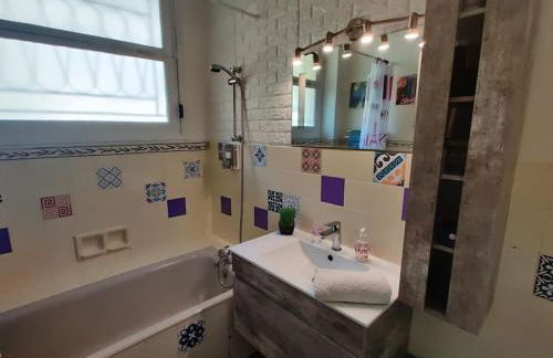 Vintage flat on Villefranche bay - free car park - Foto 10