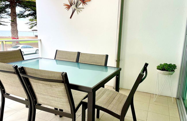 Breeze Beachfront Apartment no 9 - Photo 2