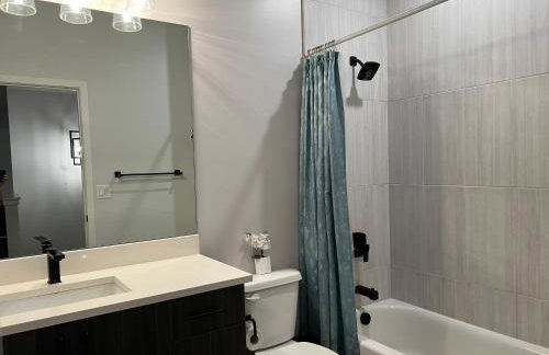 Modern Town House, 3-Bedrooms Home private parking - Foto 11