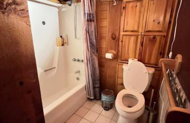 Cozy House 10 Min To Lake George - Foto 9