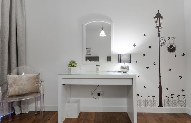 FAM Living - City Walk Mall - Photo 61