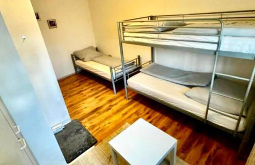 RoomZ Hostel am Hockenheimring - Foto 3